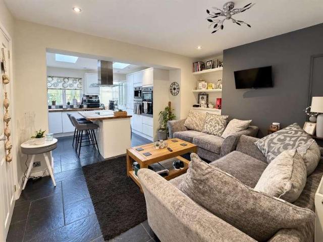 House for sale in Burton upon Trent, East Staffordshire