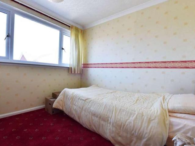 House for sale in Kingswinford, West Midlands