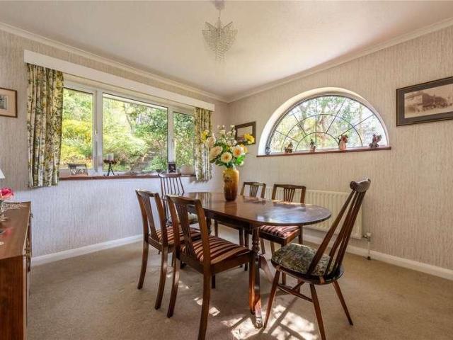 House for sale in Tower Hill, Pachesham Park