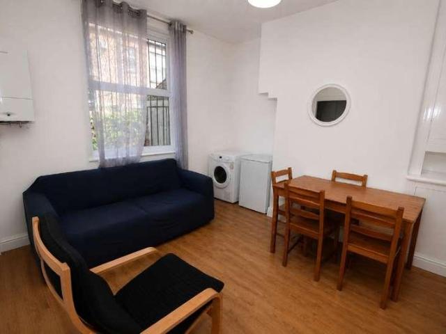House for sale in Georgia, Greater Manchester