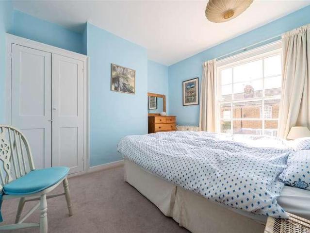 House for sale in Castle, Bedford