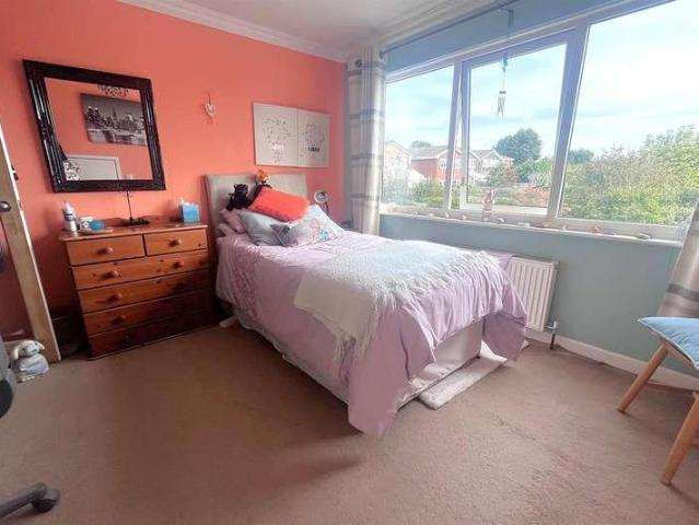 House for sale in Alveston