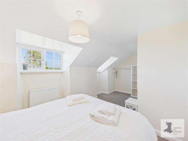 House for sale in Aberporth, Wales
