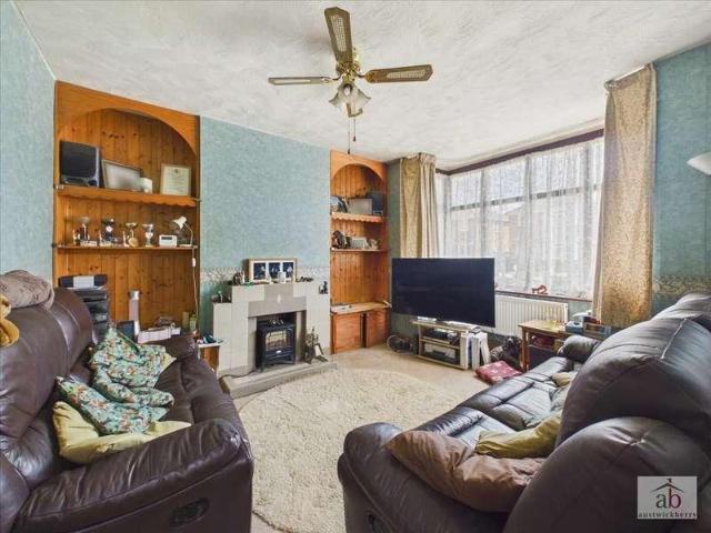 House for sale in California, Key Street
