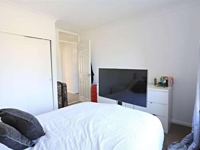 House for sale in Oad Street, Kent
