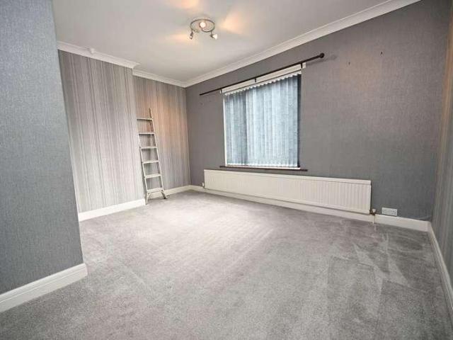 House for sale in Royston, South Yorkshire
