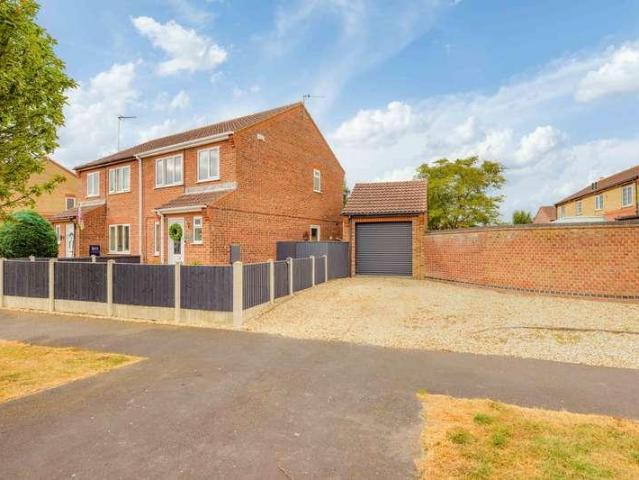 House for sale in Seacroft, Belleau
