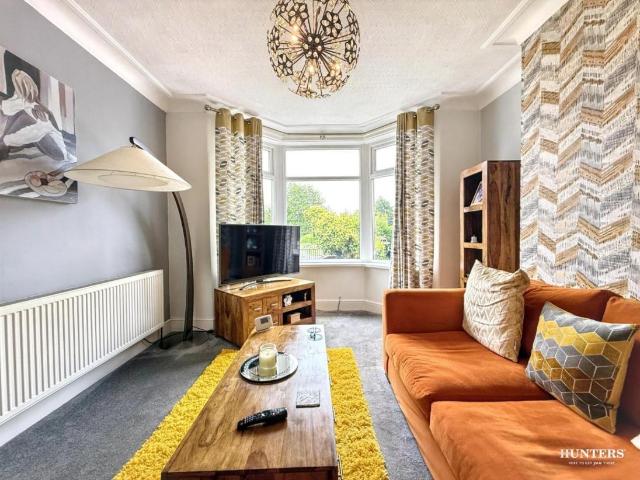 House for sale in Thornhill Lees