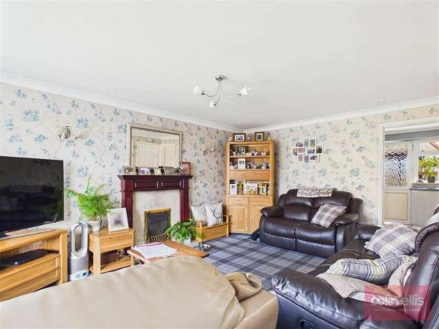 House for sale in East Ayton, North Yorkshire