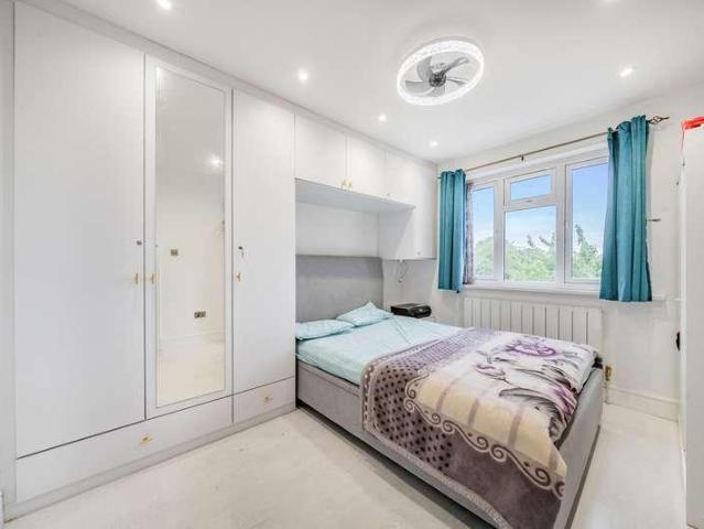 House for sale in Lane, Greater London