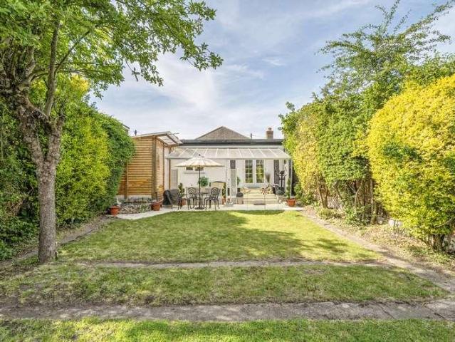 House for sale in Greater London