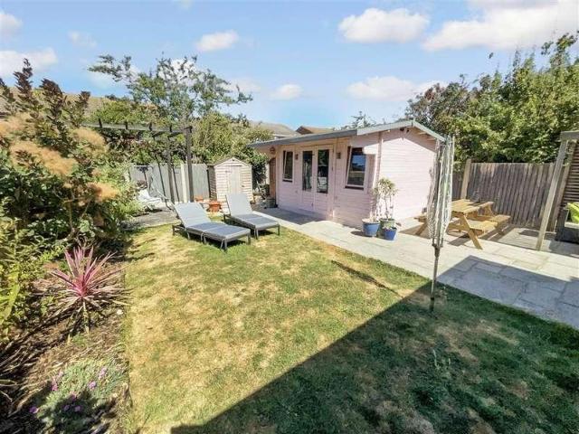 House for sale in West End, The Bridge