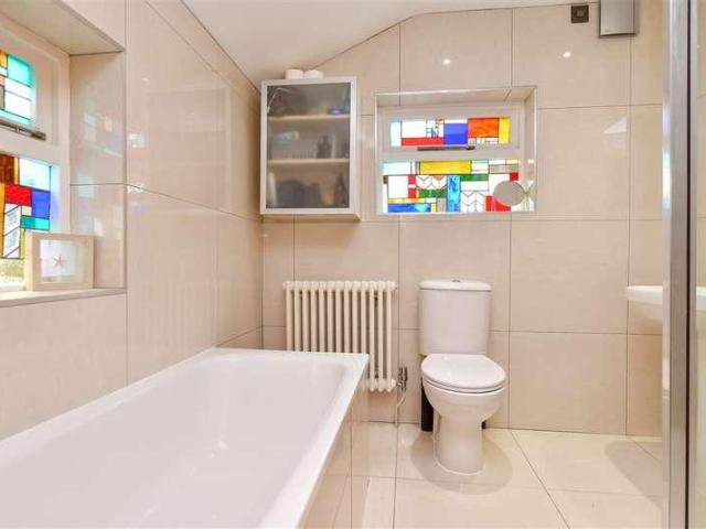 House for sale in Round Hill, Brighton & Hove