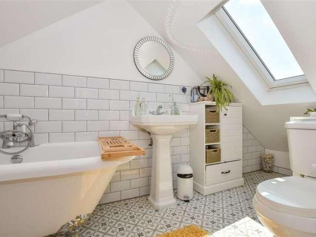House for sale in Midway, Kent