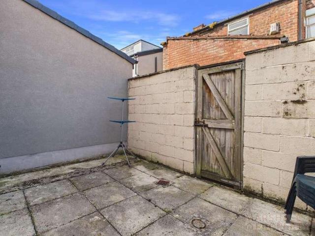 House for sale in Kensington, Calderstones