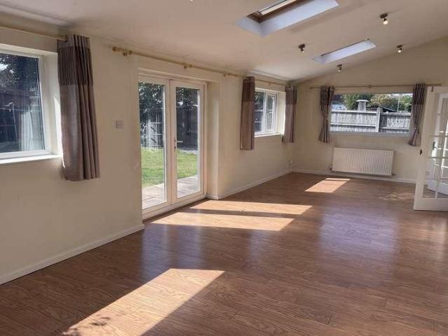 House for sale in Burtonwood and Westbrook, Warrington