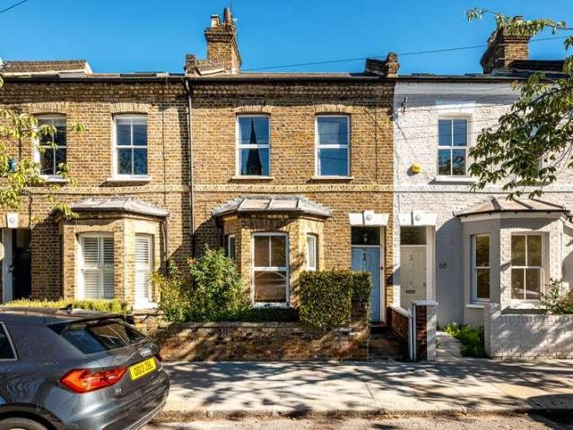 House for sale in Lancaster West Estate, Greater London