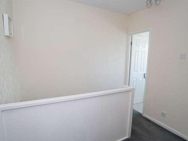 House for sale in Greengates, West Yorkshire