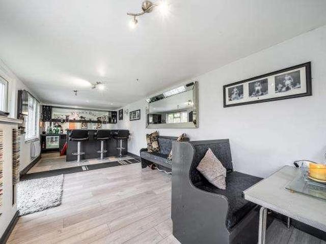 House for sale in Ashford Common, Lower Halliford