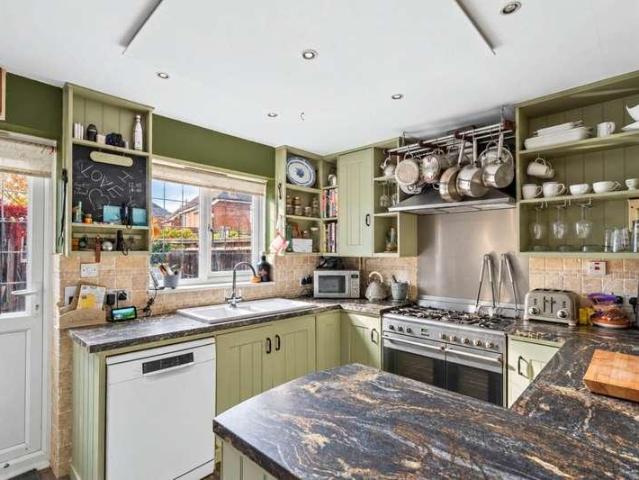 House for sale in Tring, Dacorum