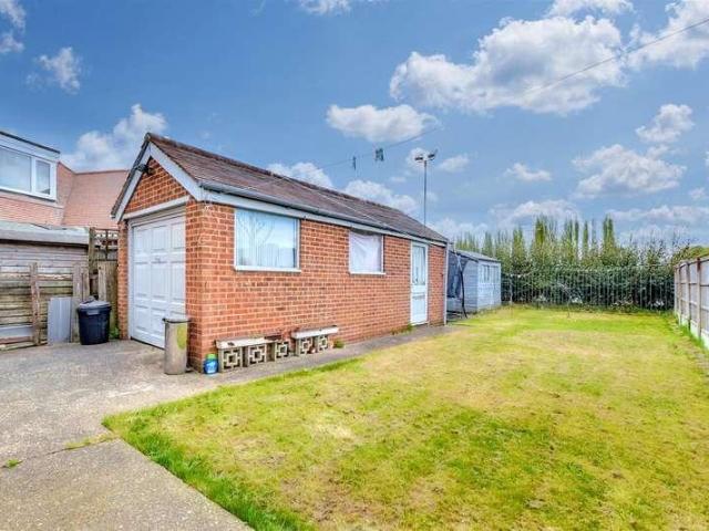 House for sale in Cinderhill, Haddon