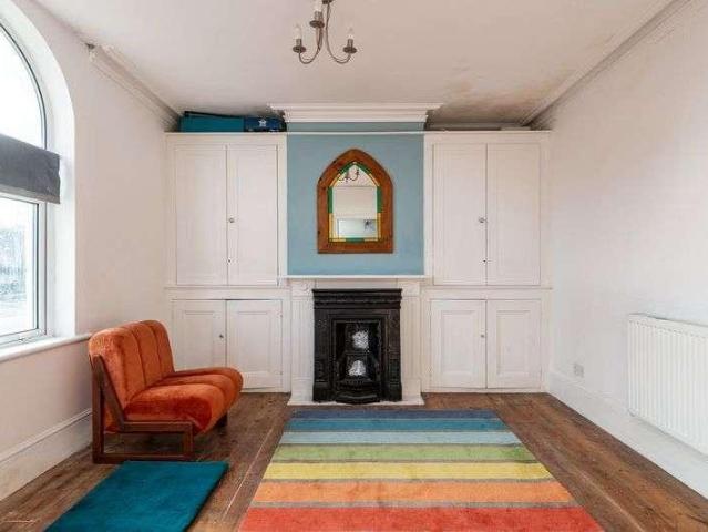 House for sale in Frindsbury, Medway