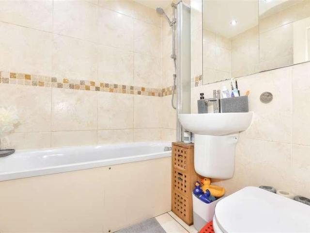 House for sale in Ash, Kent