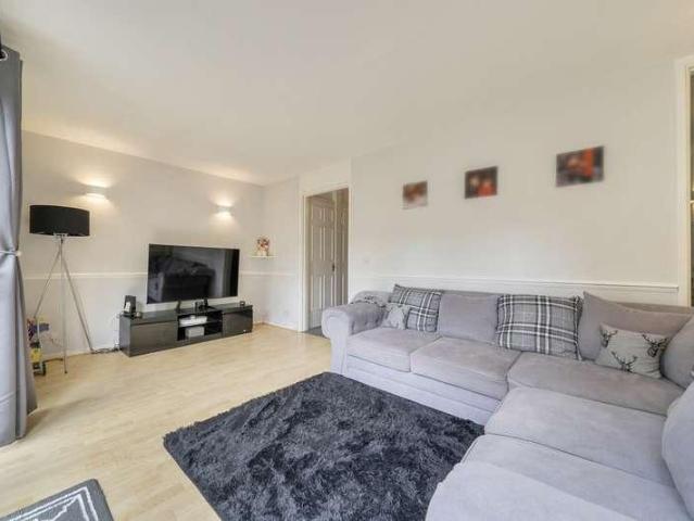 House for sale in Northwood, Greater London
