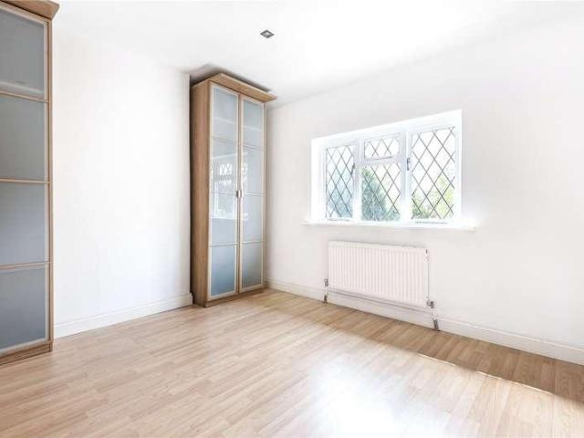 House for sale in Sunninghill and Ascot, South Ascot