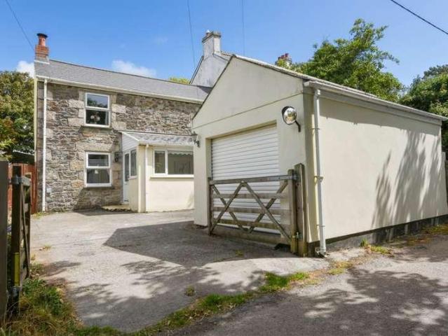 House for sale in Sparnon Gate, Mount Ambrose