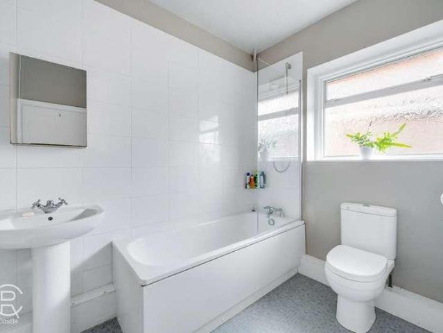 House for sale in London Borough of Ealing, Greater London
