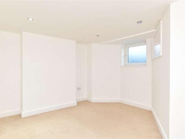 House for sale in Luton, Chatham