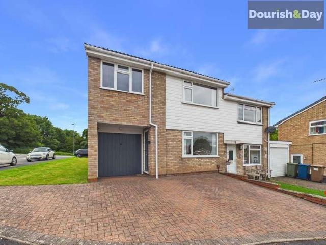 House for sale in Baswich, Staffordshire