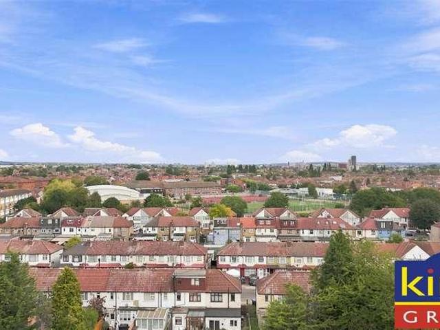 House for sale in Greater London