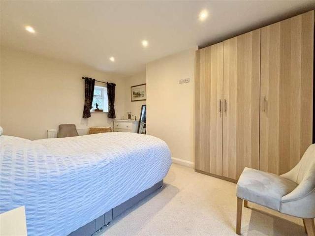 House for sale in Westwood Park, Queensbury