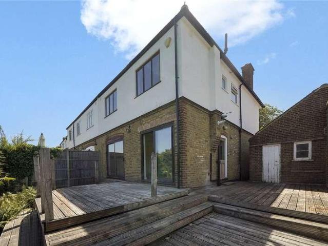 House for sale in London Borough of Croydon, Greater London