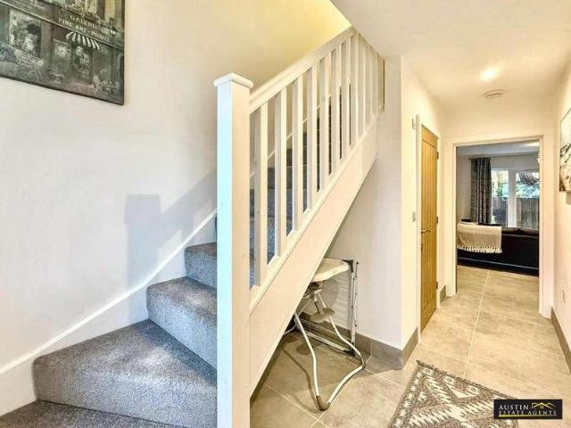 House for sale in Wyke Regis, Weymouth