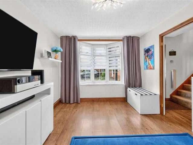 House for sale in Bowers Gifford, Essex