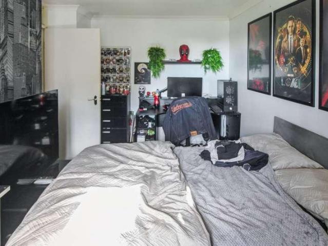 House for sale in Tilekiln, Guestling Green