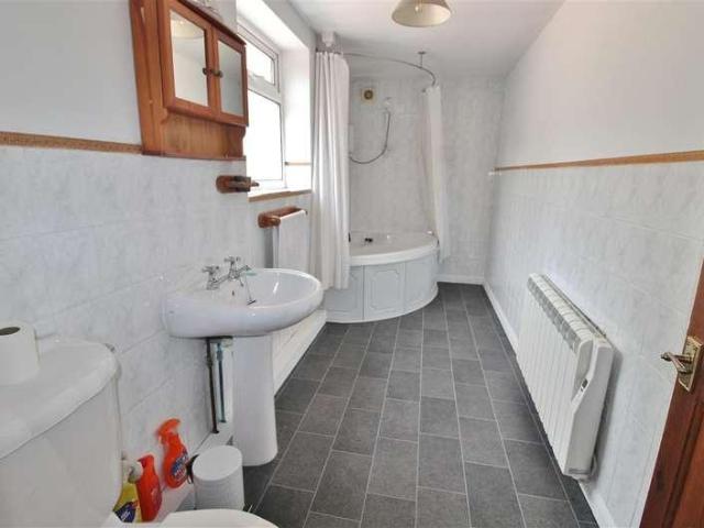 House for sale in Barholm, Lincolnshire