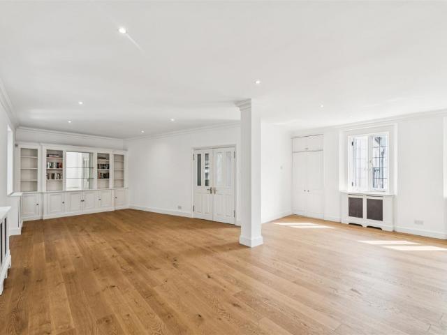 House for rent in Chelsea, Greater London