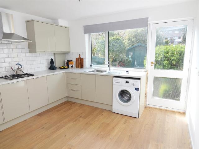 House for rent in Hampton Hill, Greater London