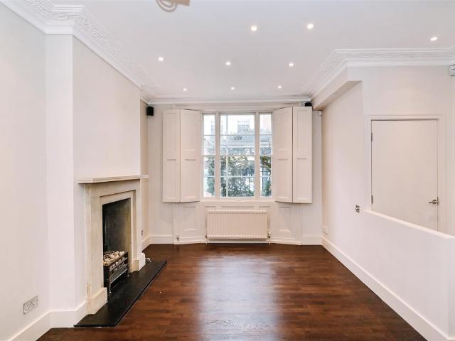 House for rent in Kensington, Greater London
