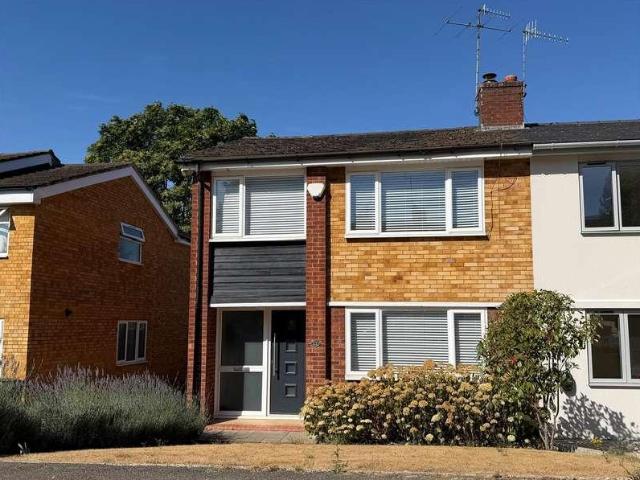 House for rent in Pouchen End, Hertfordshire