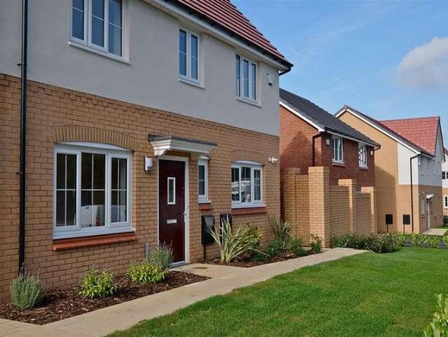 House for rent in Rossmore, Cheshire