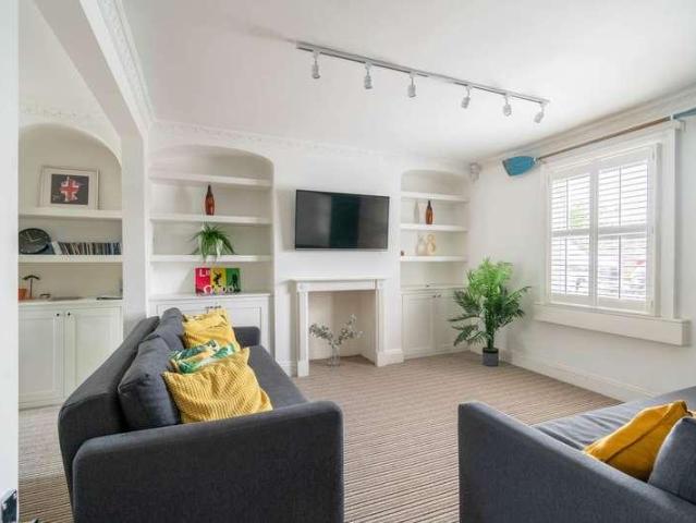 House for rent in Elmhurst Estate, Batheaston