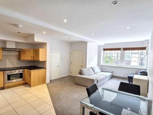 House for rent in Chalk Farm, Greater London