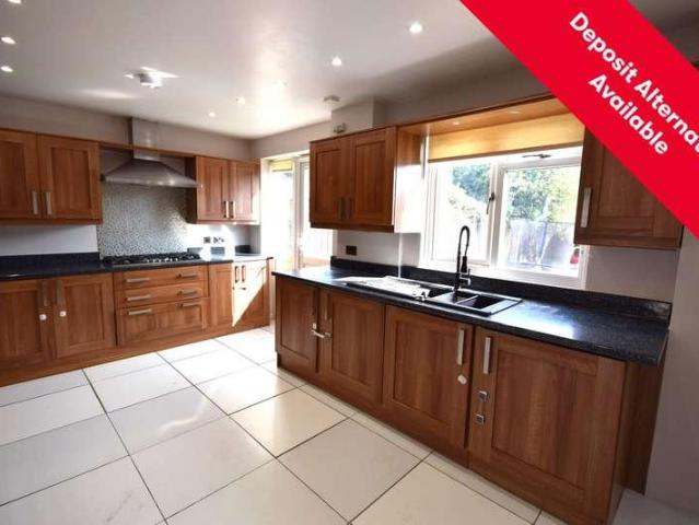 House for rent in Hackbridge, Greater London