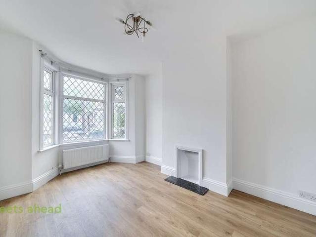 House for rent in London Borough of Croydon, Shirley