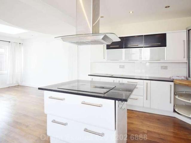 House for rent in Hendon, Greater London